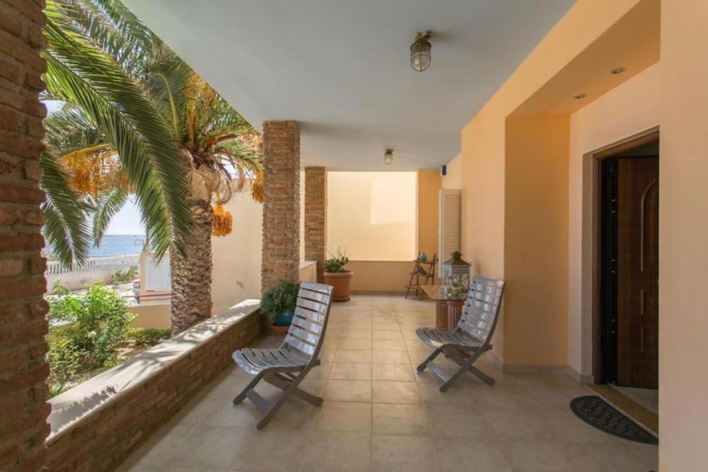 Vila Surf House Artemida  Exteriér fotografie